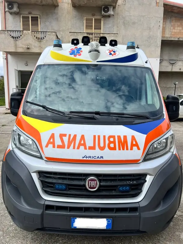 Ambulanza avanzata e di rianimazione